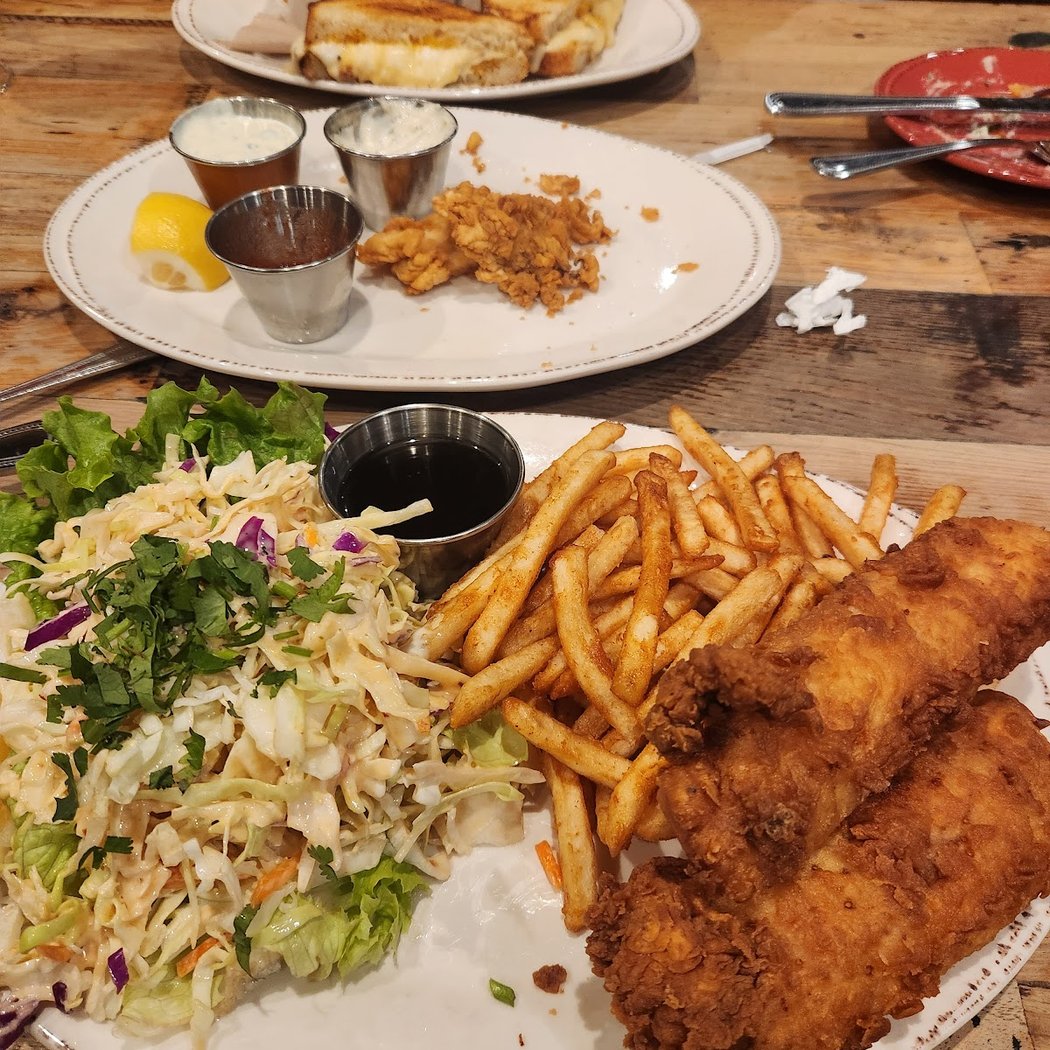 Wolf Creek Restaurant 3