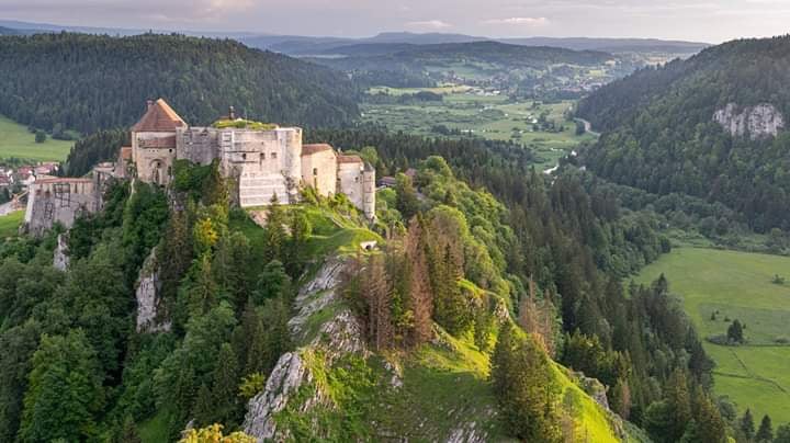 Château de Joux 1