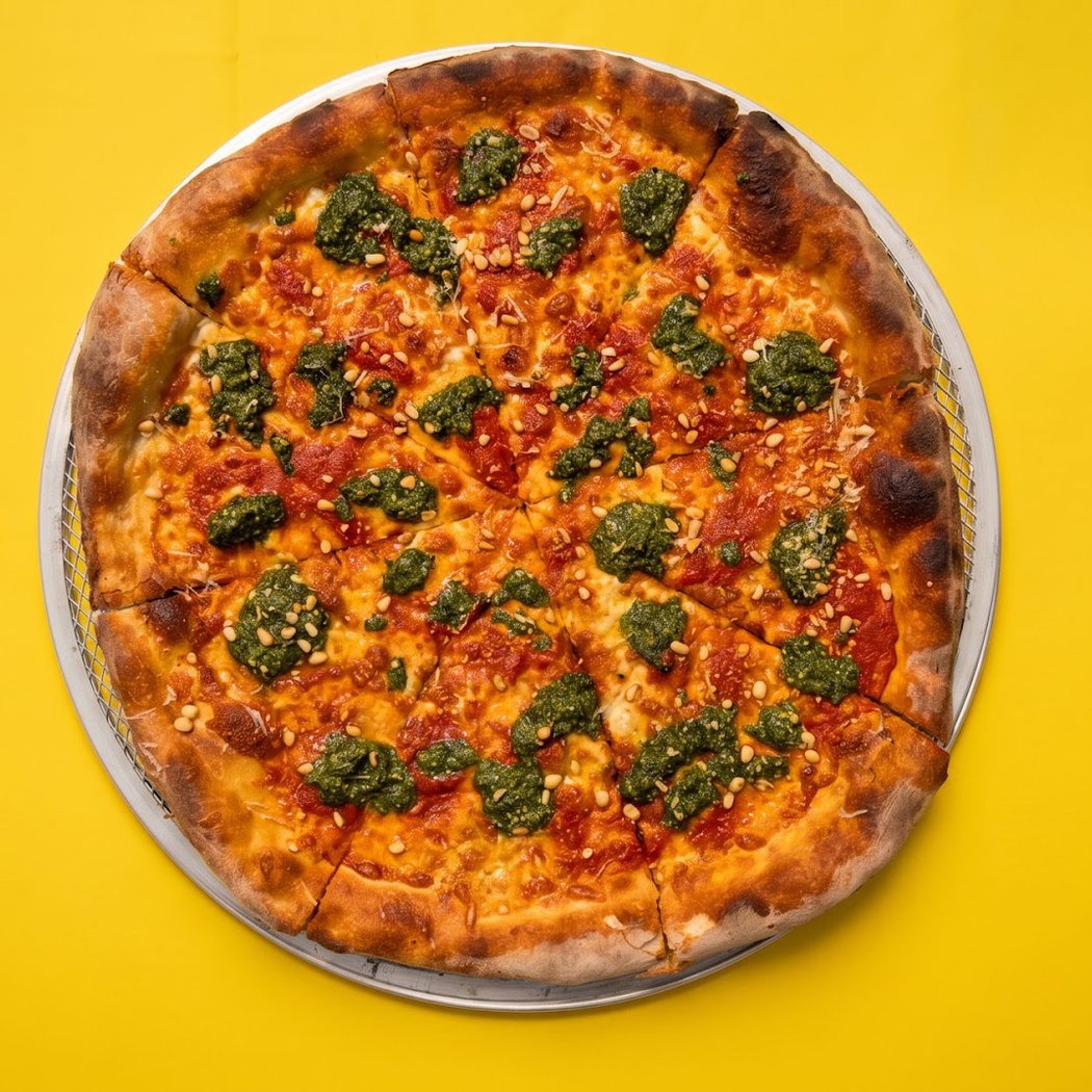 Lucia's pizza