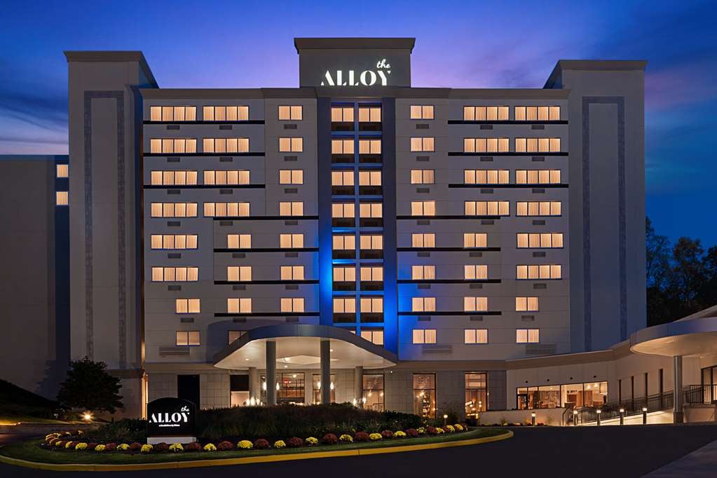 the Alloy King of Prussia - a DoubleTree by Hilton 2