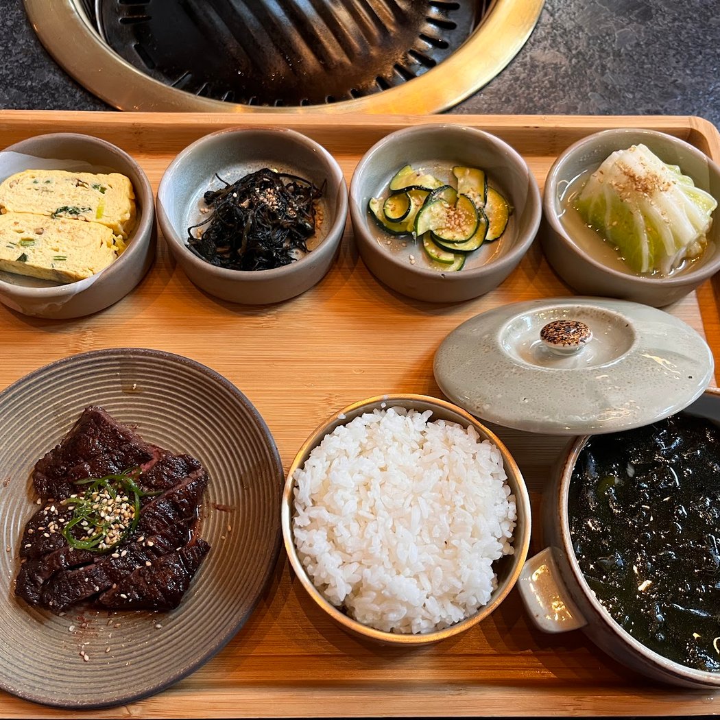PERILLA steakhouse 3