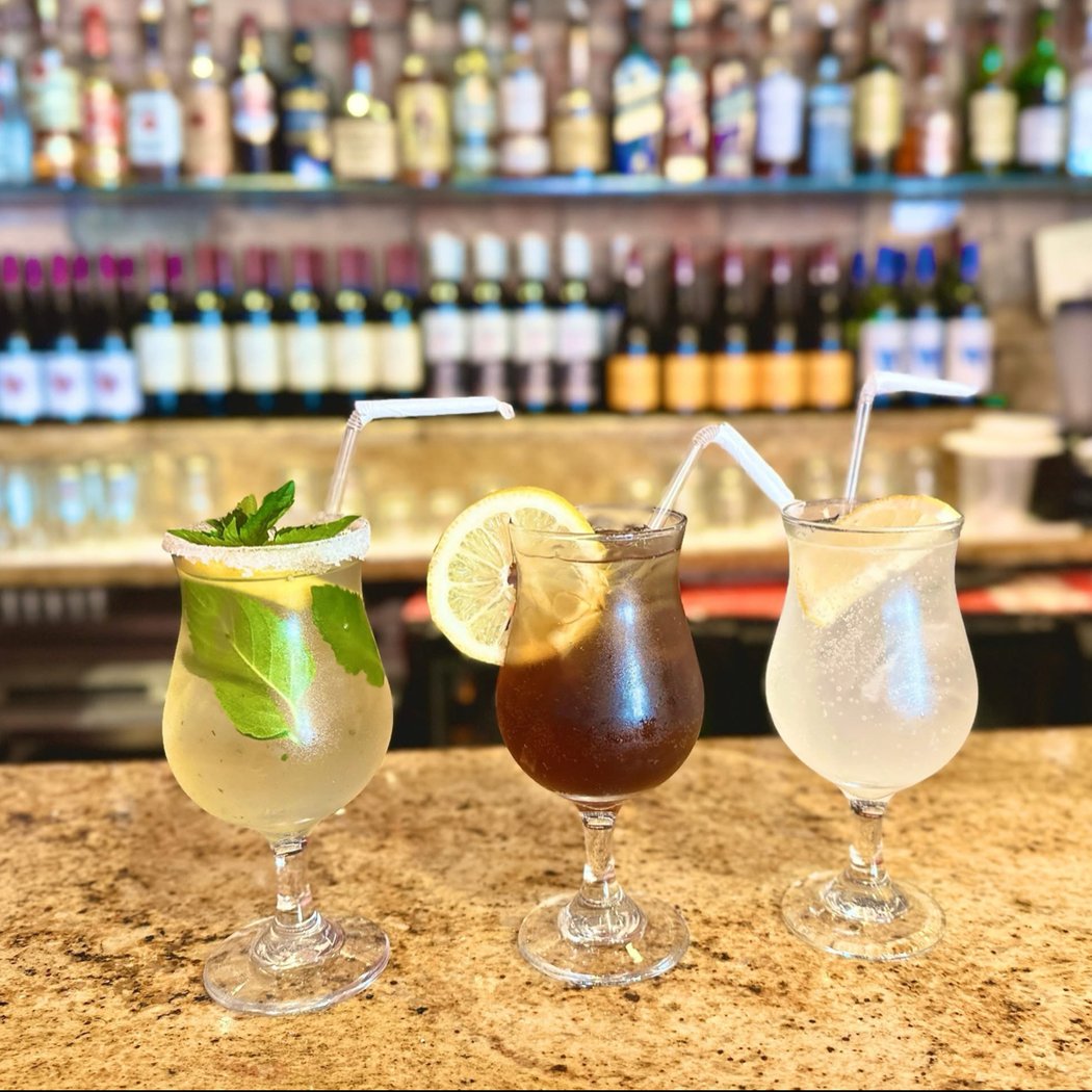 Namaste Tasi Delek Restaurant & Bar 3