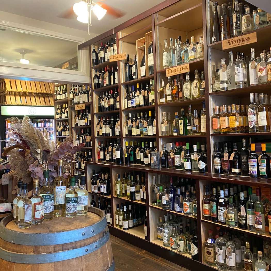 Grand Wine & Spirits 1