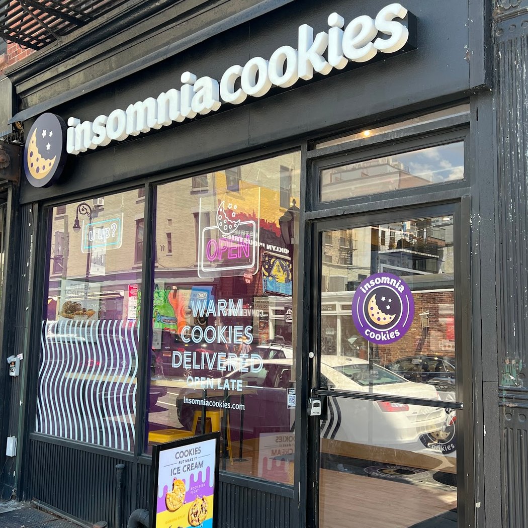 Insomnia Cookies 3