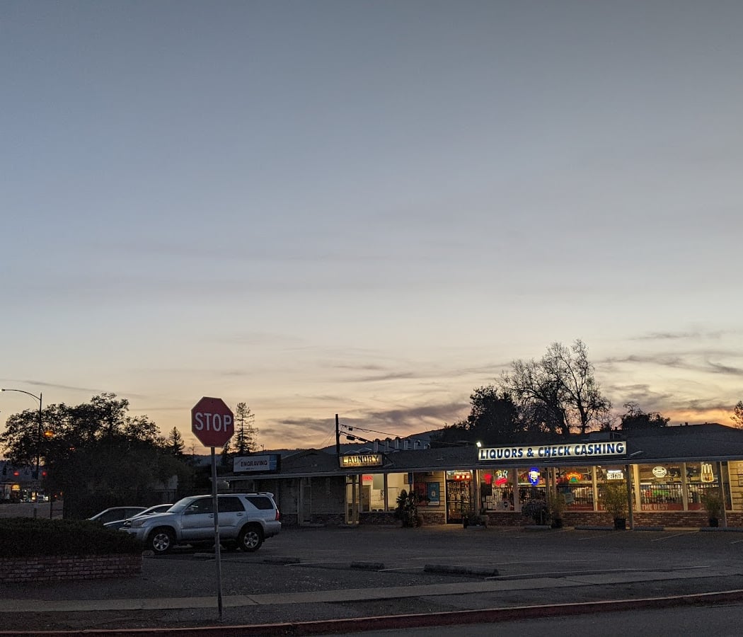 Charlee's Liquor Market 1