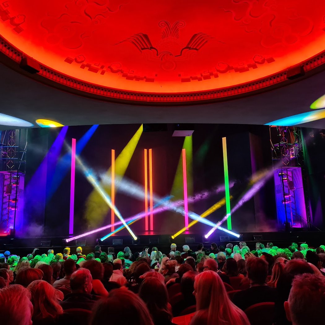 China Teatern 5