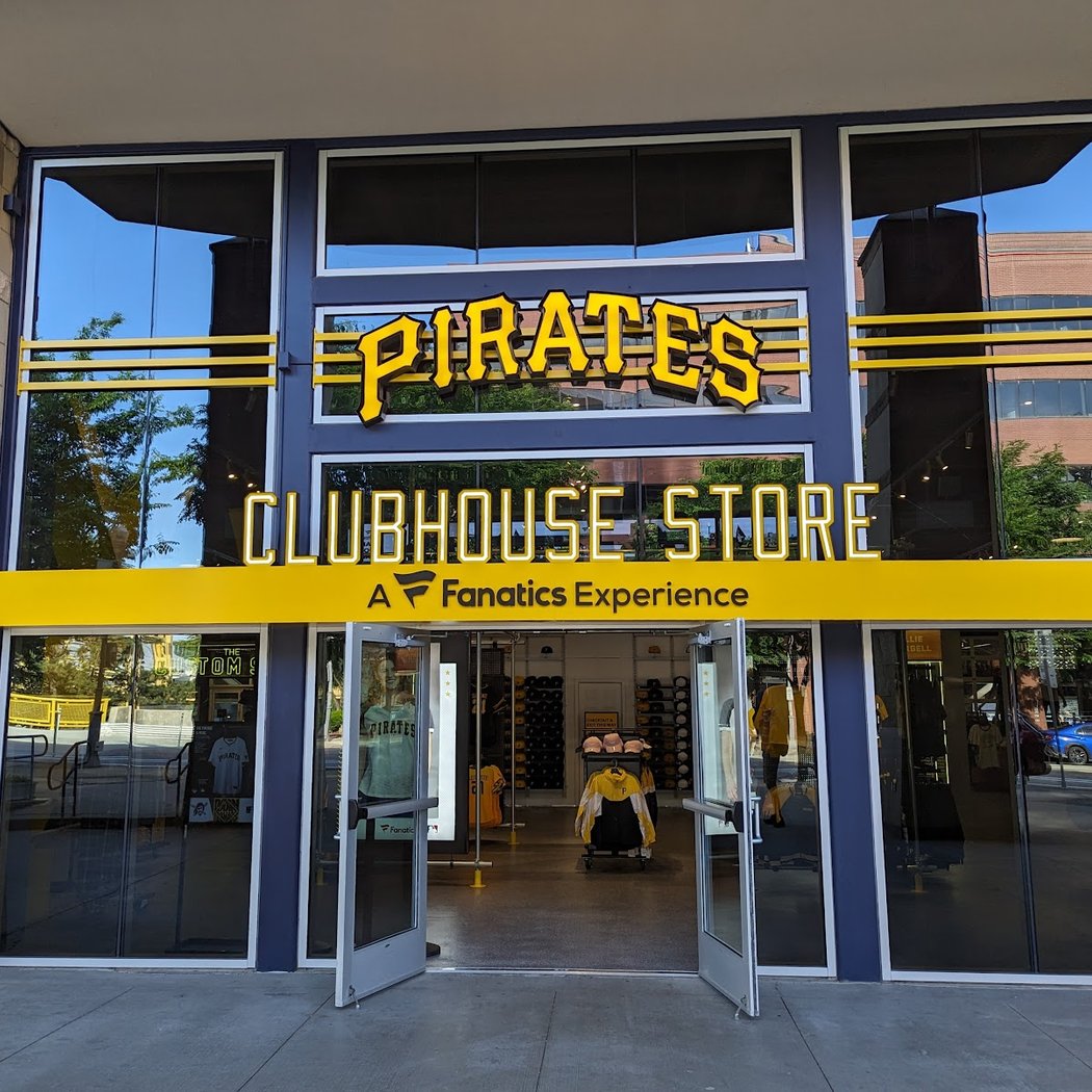 Pittsburgh Pirates Team Store 1