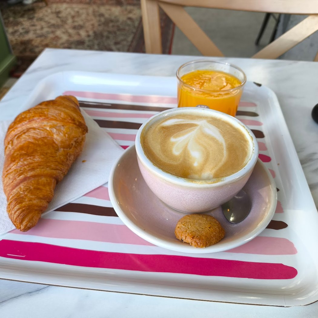 Le Café de la Baleine 2