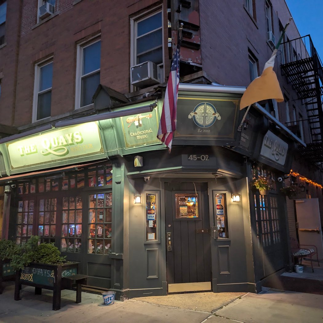The Quays Pub 2
