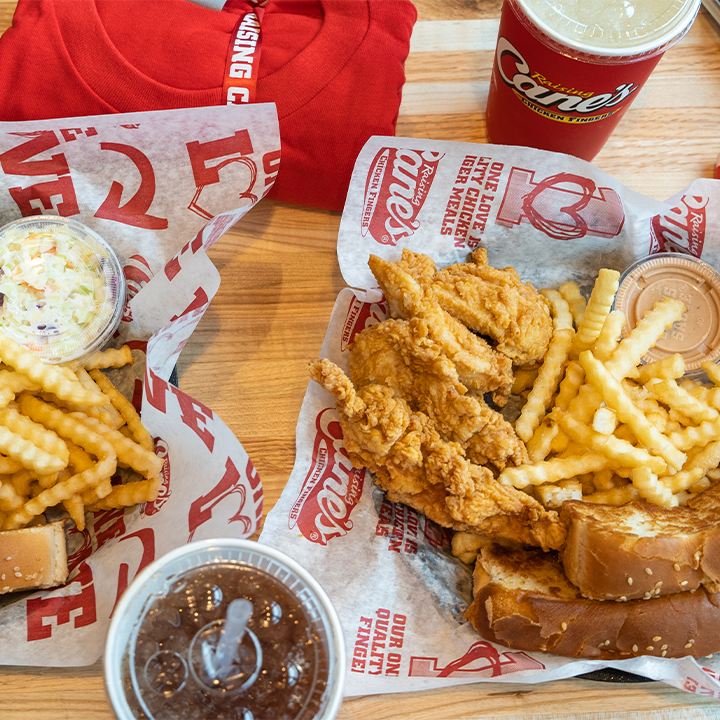 Raising Cane's Chicken Fingers 1