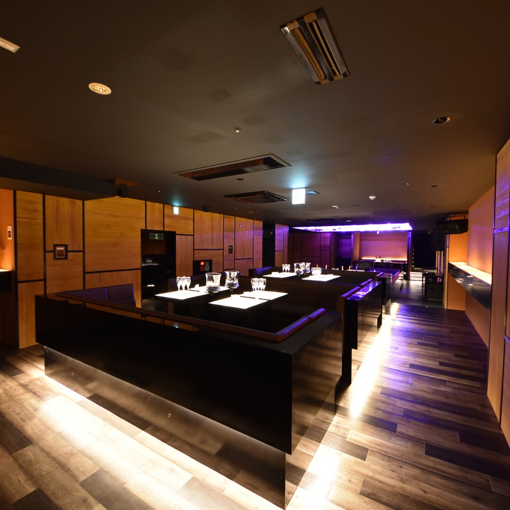 LAUREL TOKYO 2