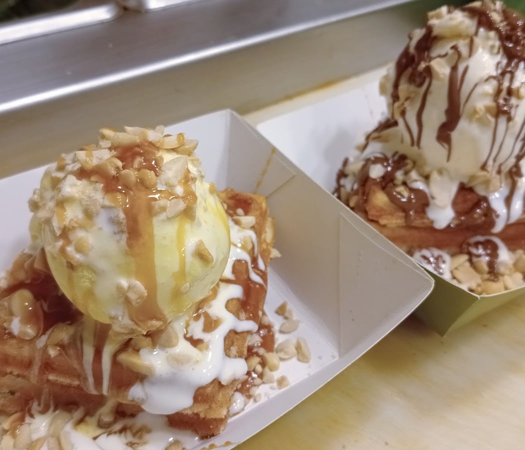 3 Mangos Ice Creams, Waffles & Shakes - Coles Road (Frazer Town) 1