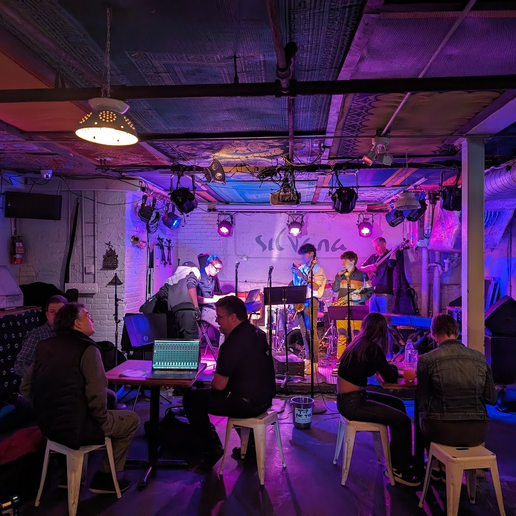 Joey Whelan’s Free Show 1