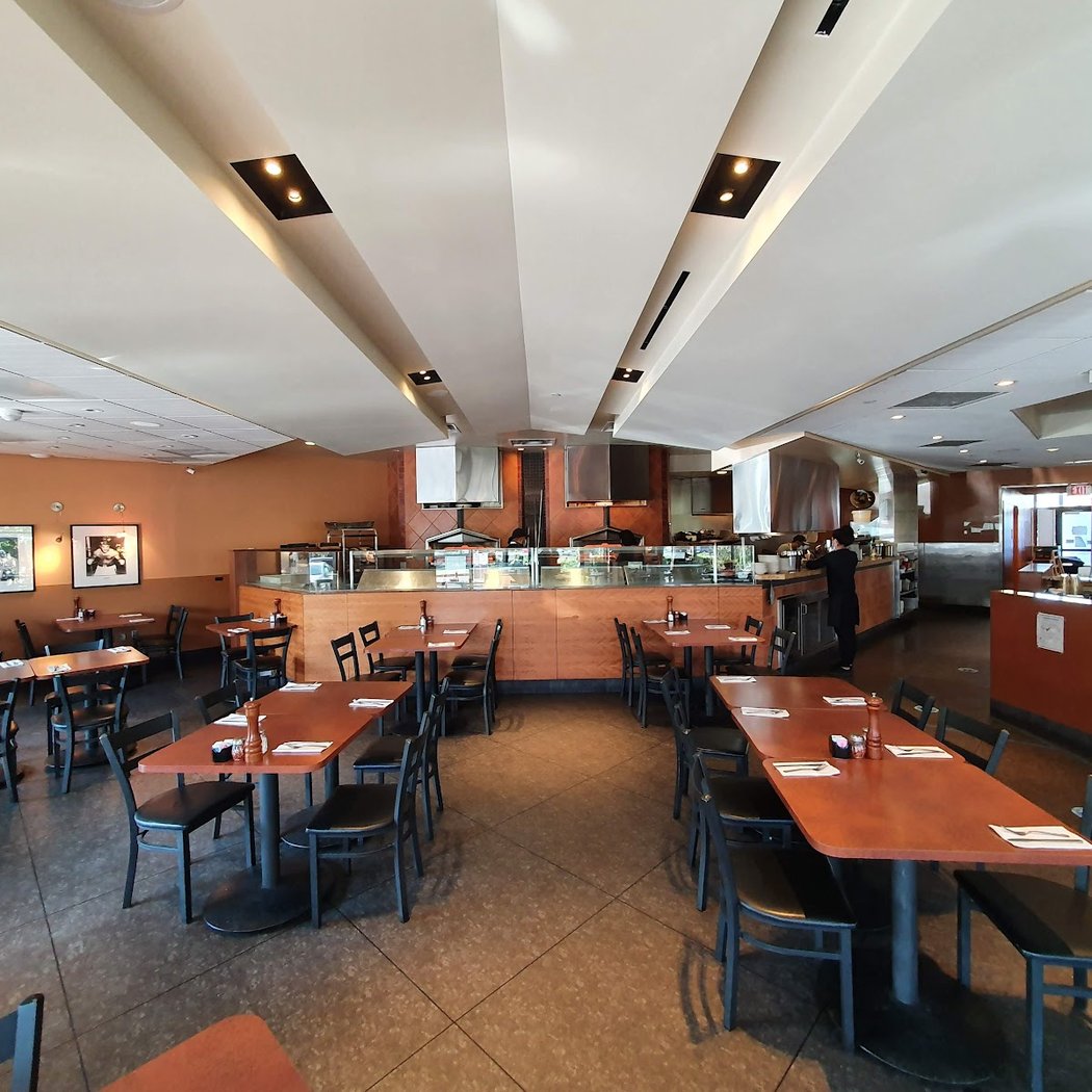 Amici's East Coast Pizzeria 2