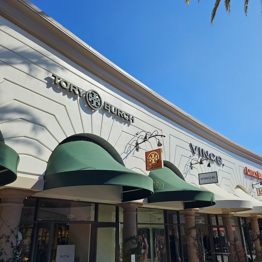 Carlsbad Premium Outlets 2