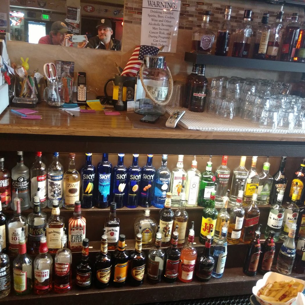 Berts Stadium Sports Bar 2