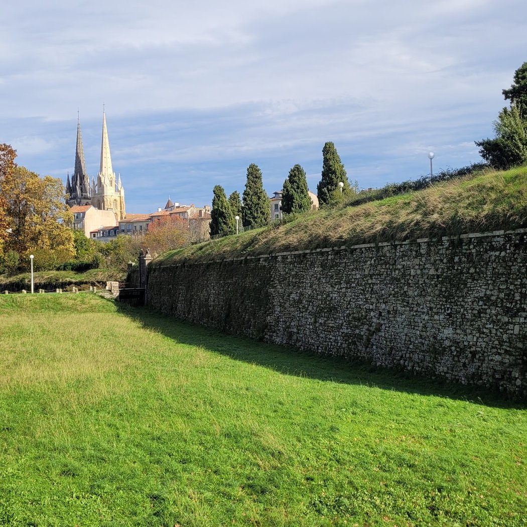 Remparts de Bayonne 1