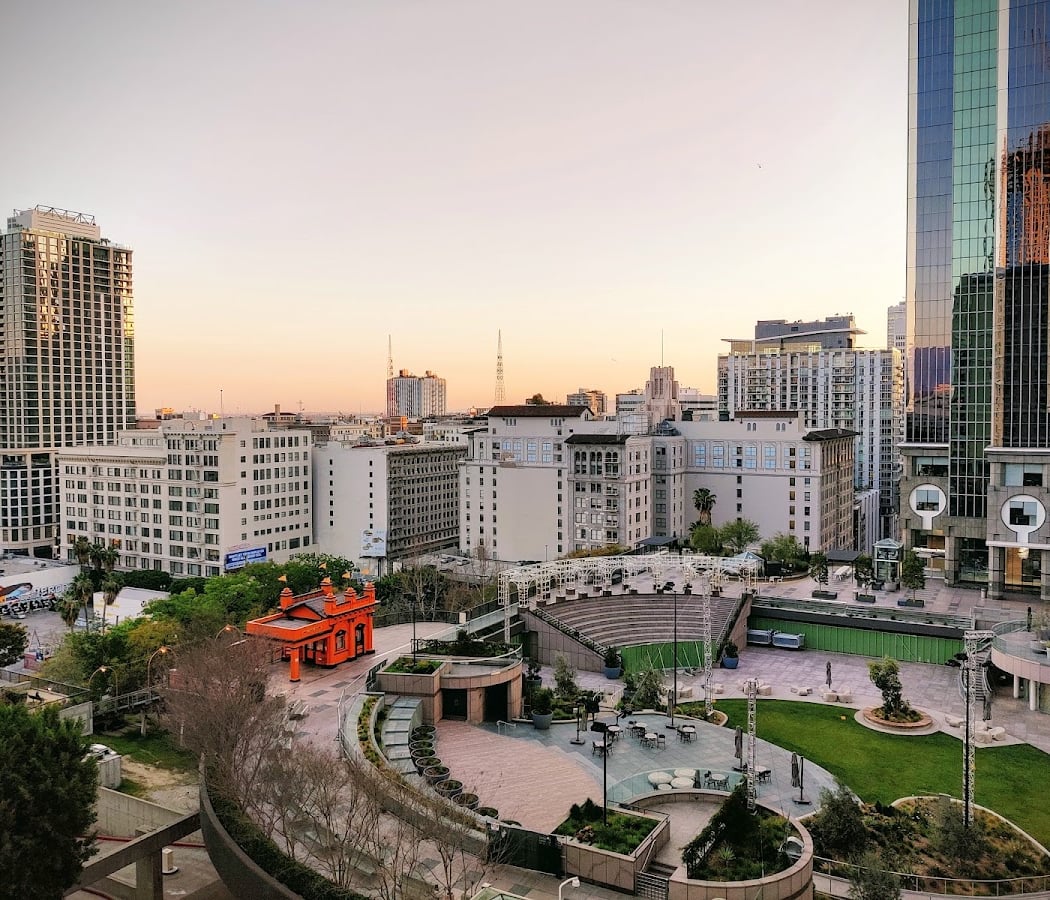 One California Plaza 1