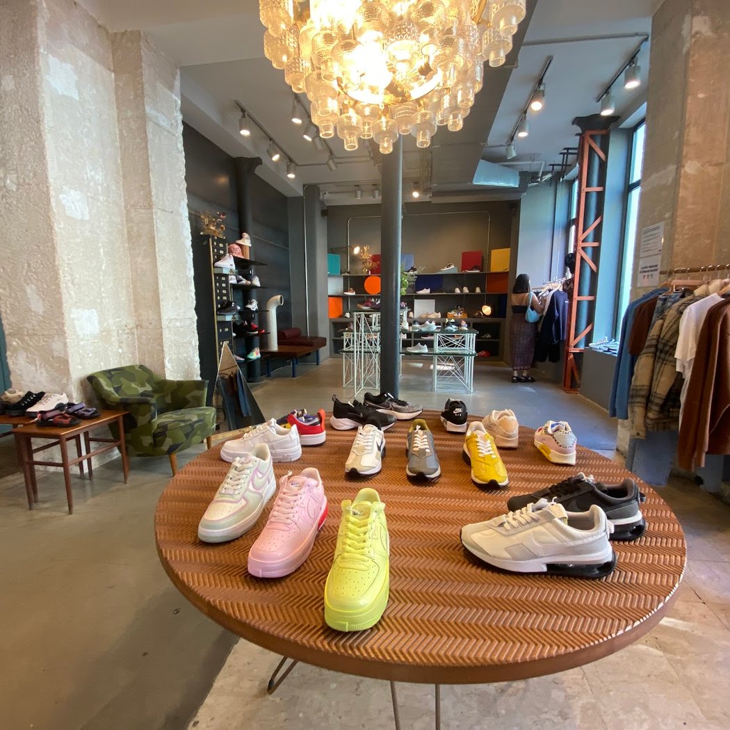 SNS Paris 1
