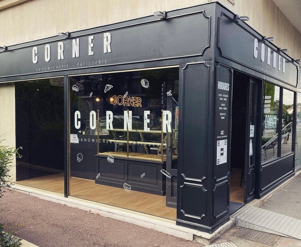 CORNER 2