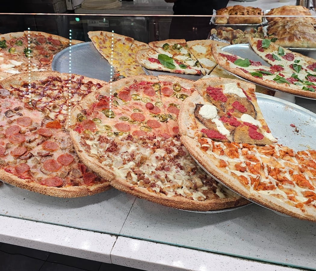 Little Italy Pizza III 2