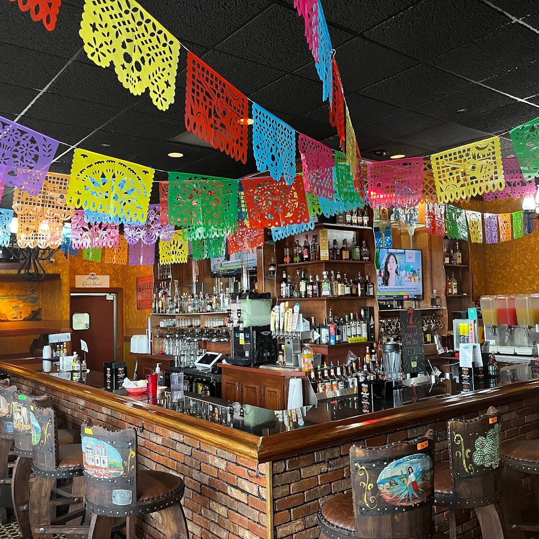 Jalisco Mexican Restaurant and Cantina 2