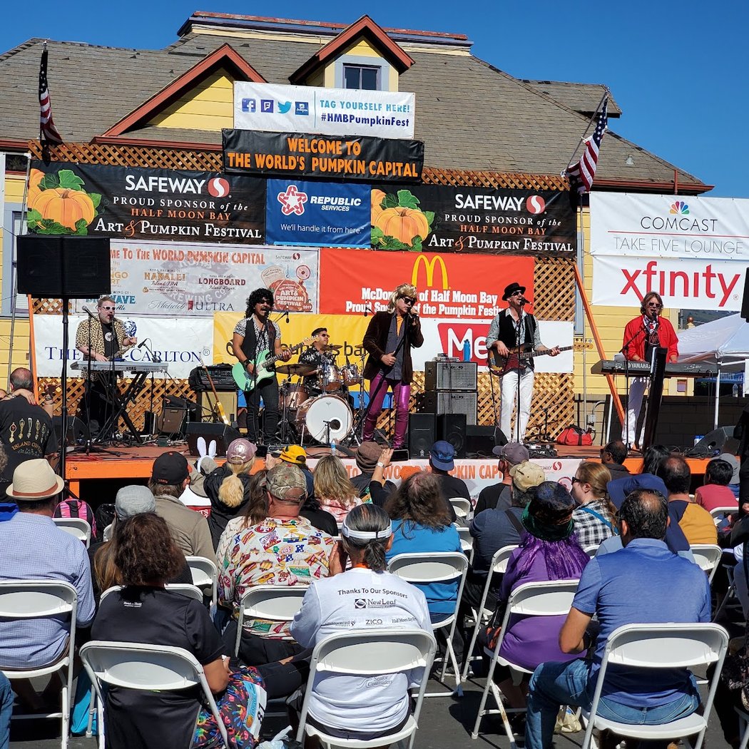 Safeway World Championship Pumpkin Weigh-Off 3