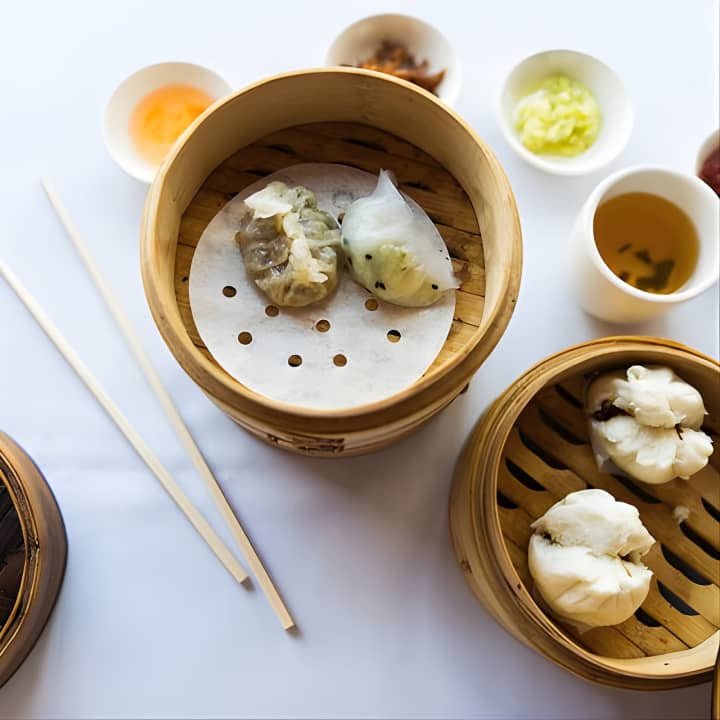Ultimate Food Tours 3