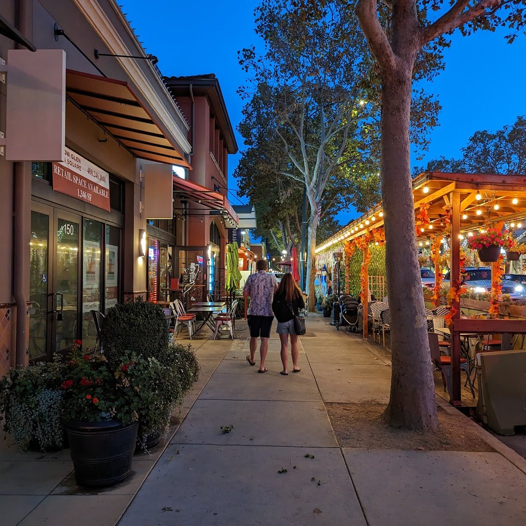 Willow Glen Town Square 1
