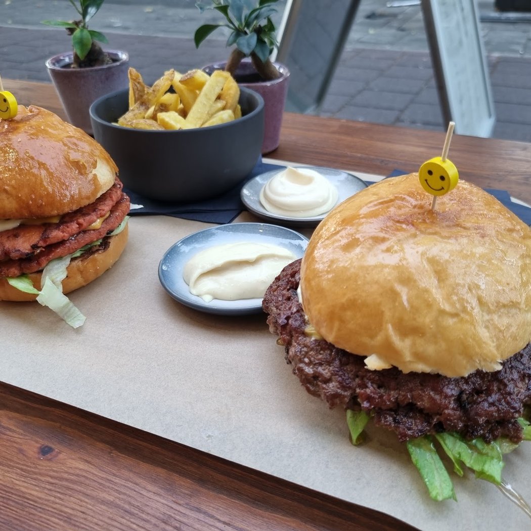 Janana Burger
