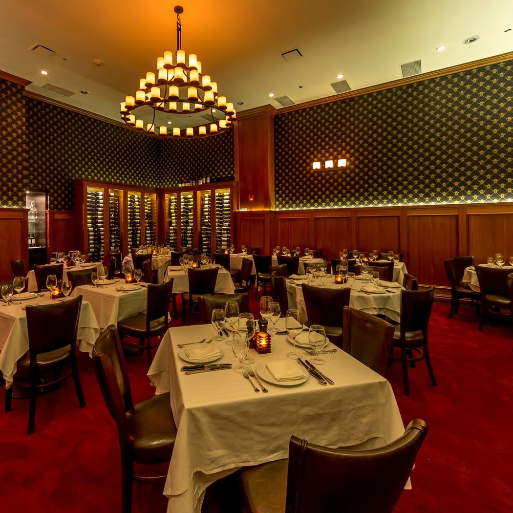 Royal 35 Steakhouse 2
