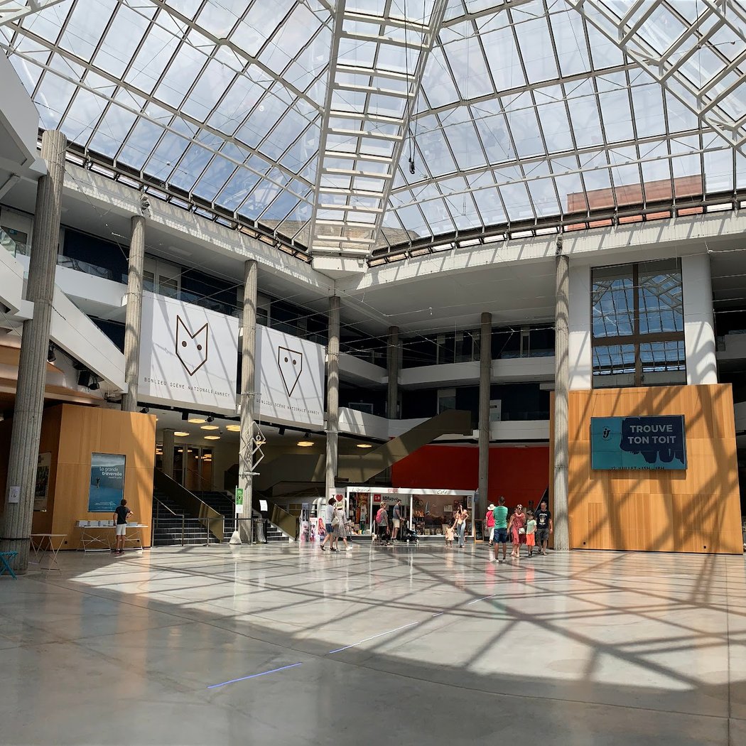 Centre Bonlieu 2
