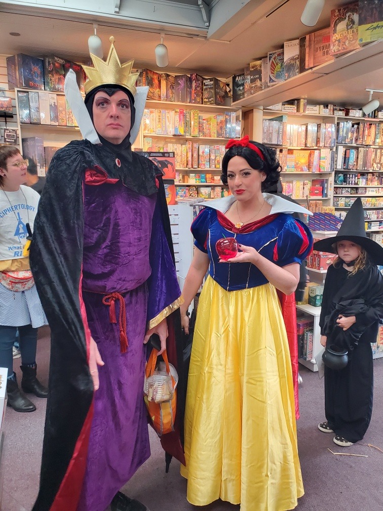 Dr. Comics & Mr. Games Halloween Event 1