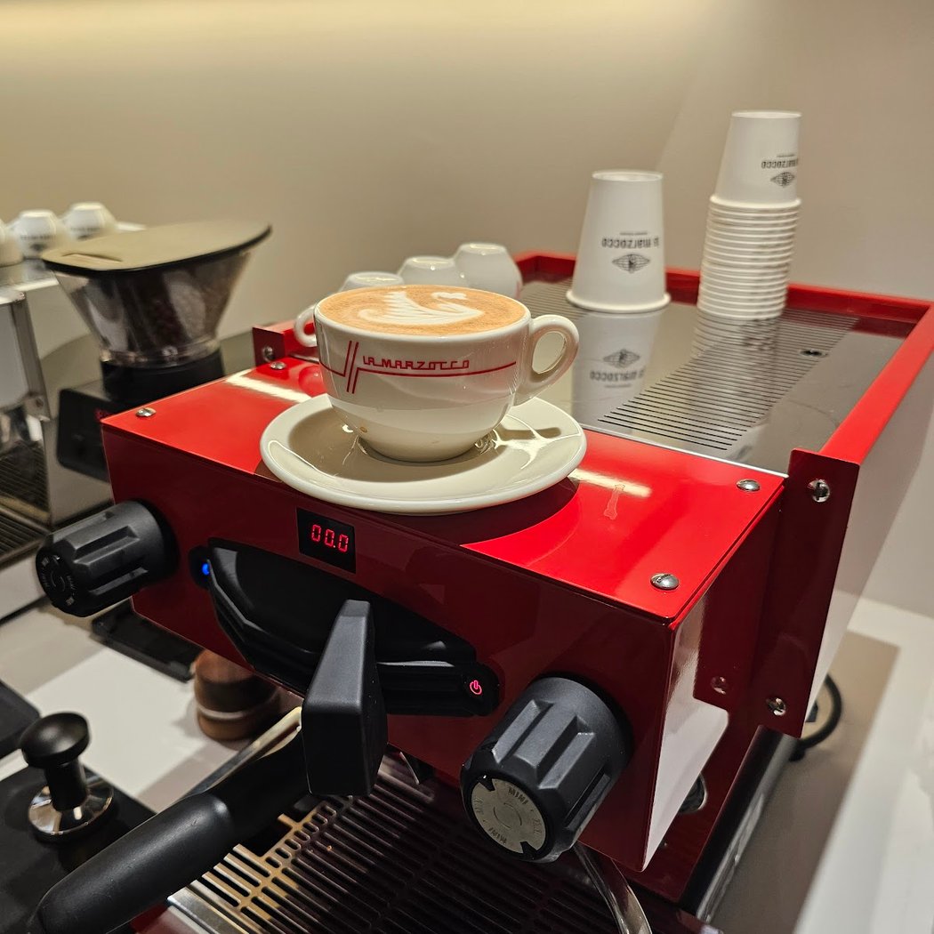 La Marzocco Canada 3