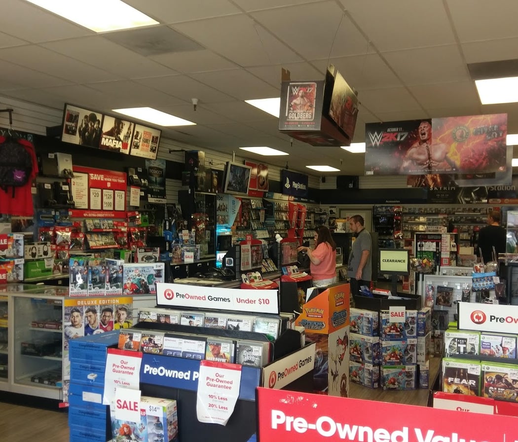 GameStop 3