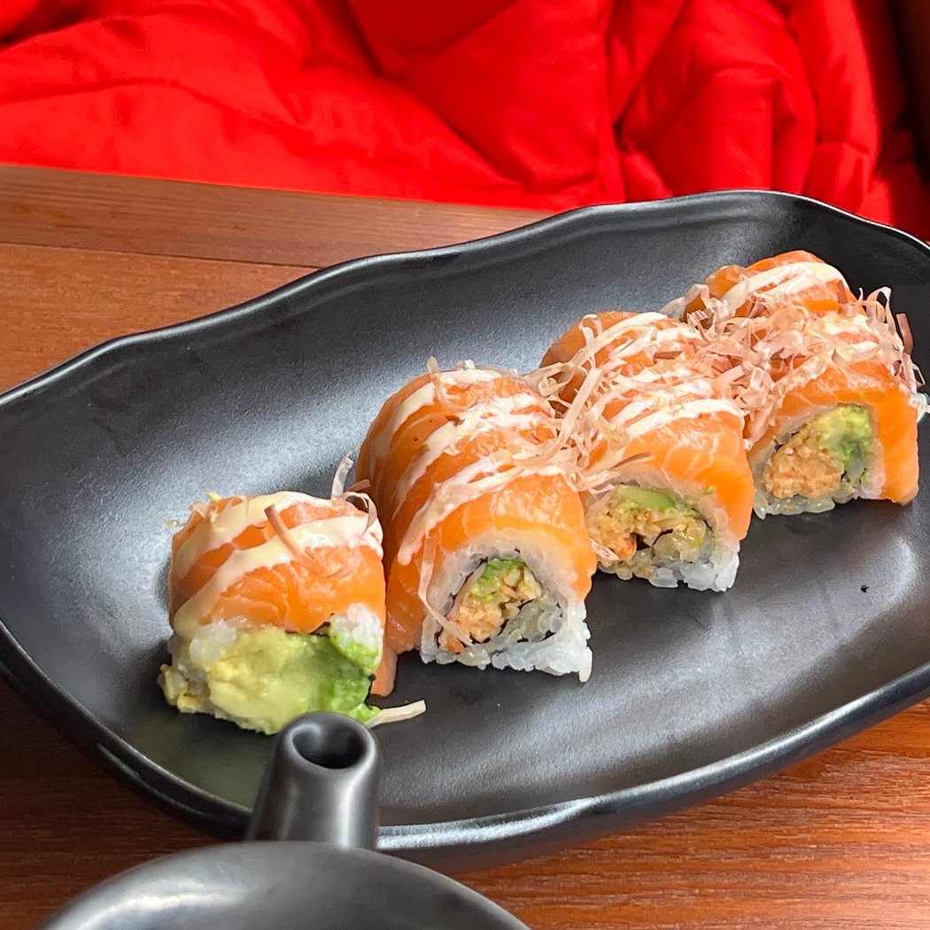Makoto Revolving Sushi Bar and Tea 1