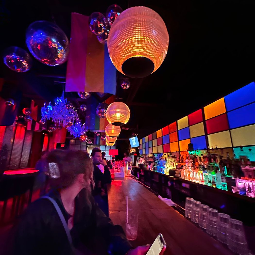 Industry Bar 5
