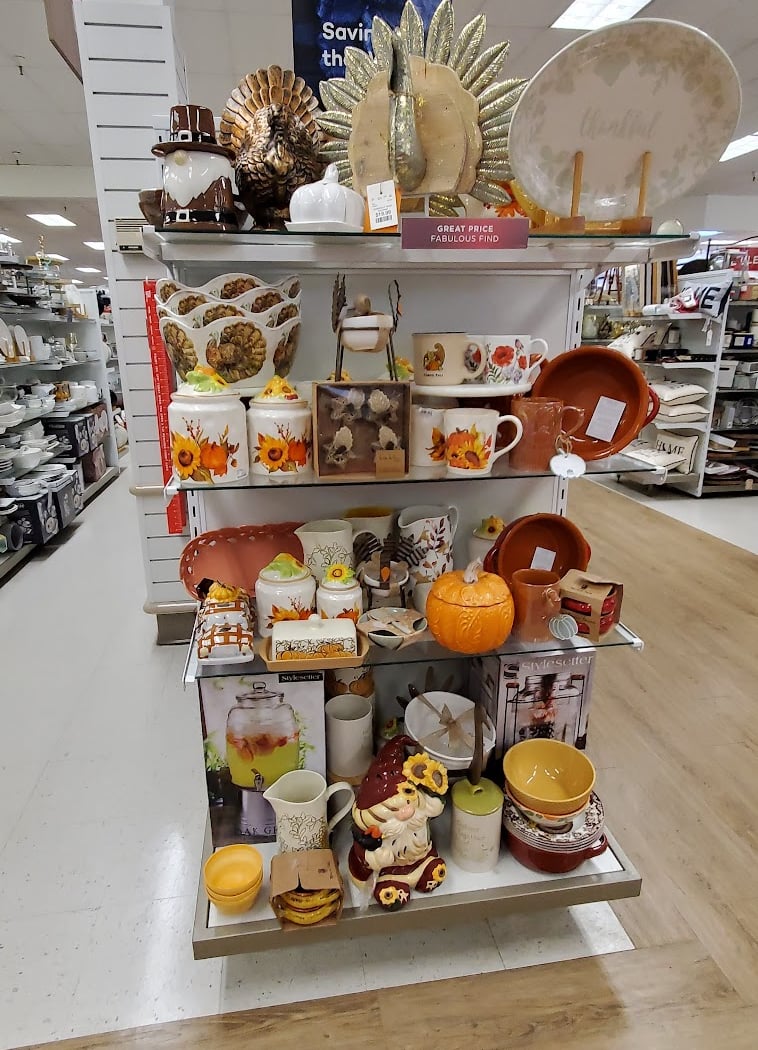 T.J. Maxx & HomeGoods 3