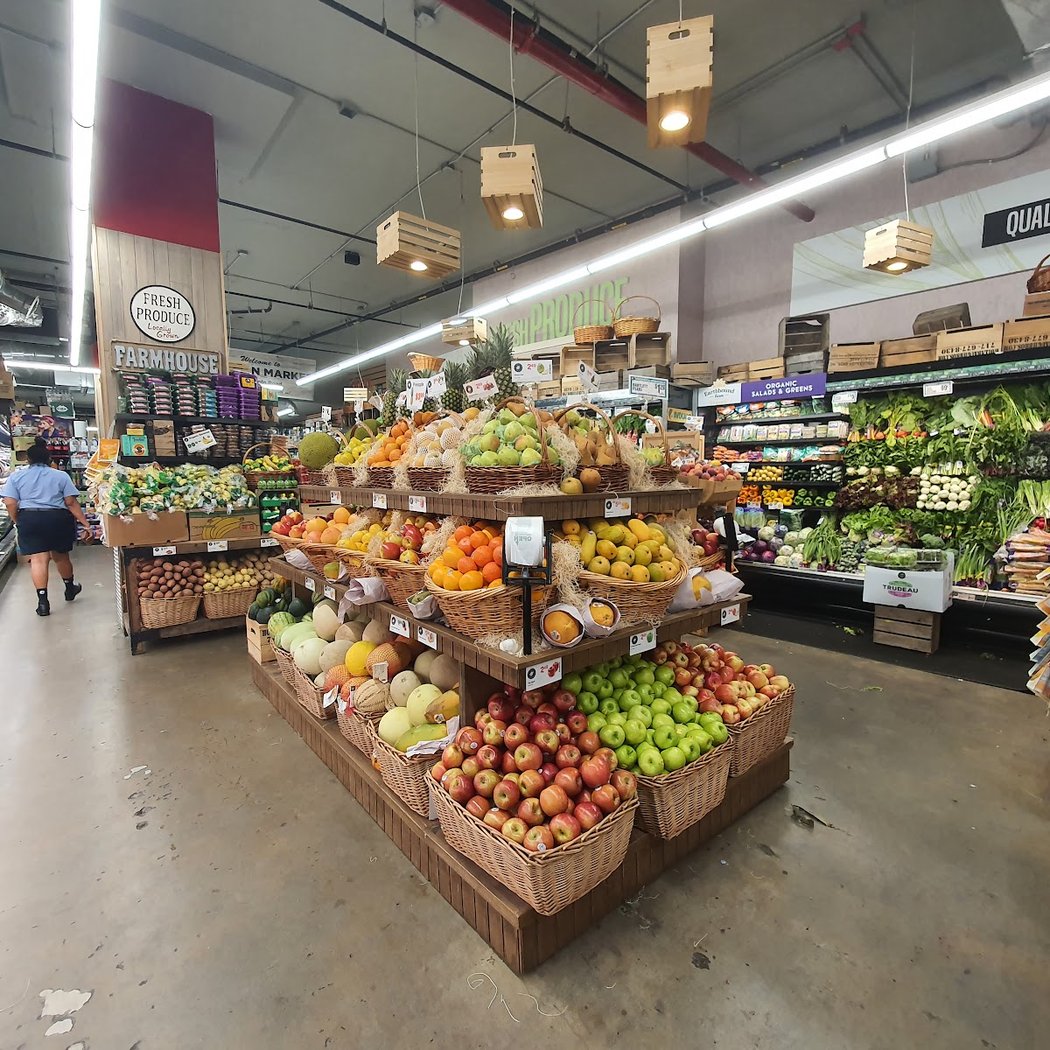 LINCOLN MARKET 3