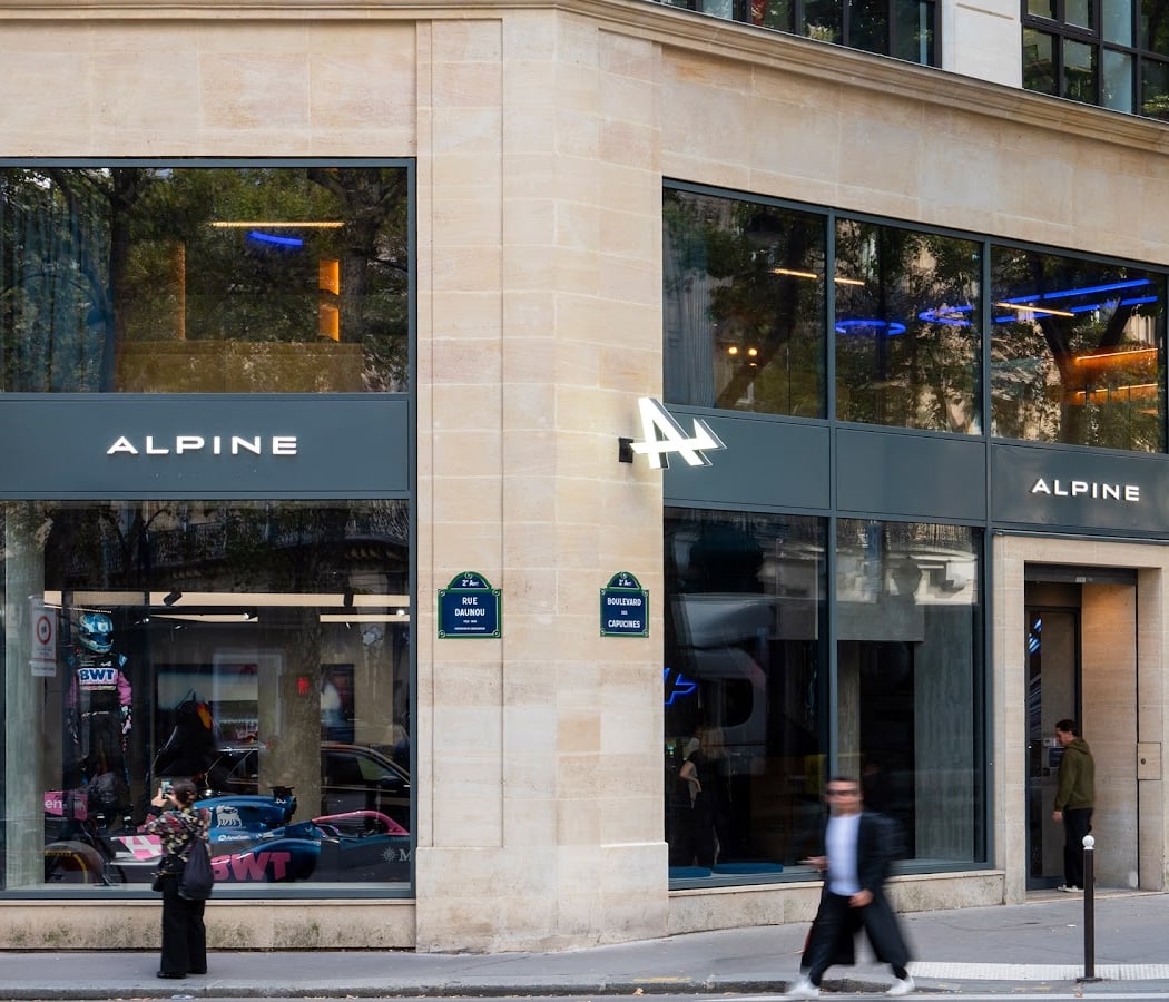 Alpine Race Lounge by E-Motion 4
