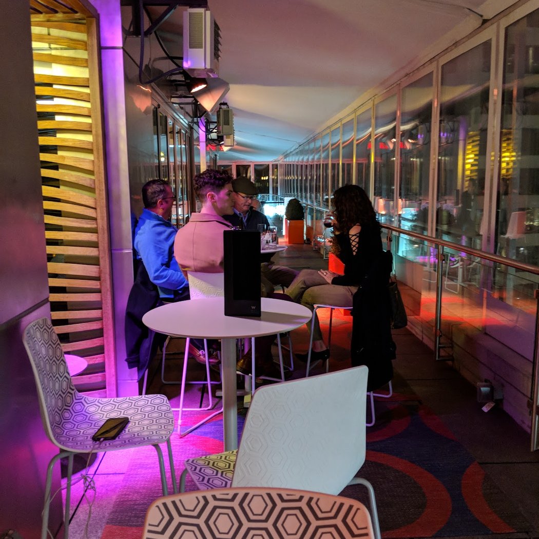 Living Room Bar & Terrace 3