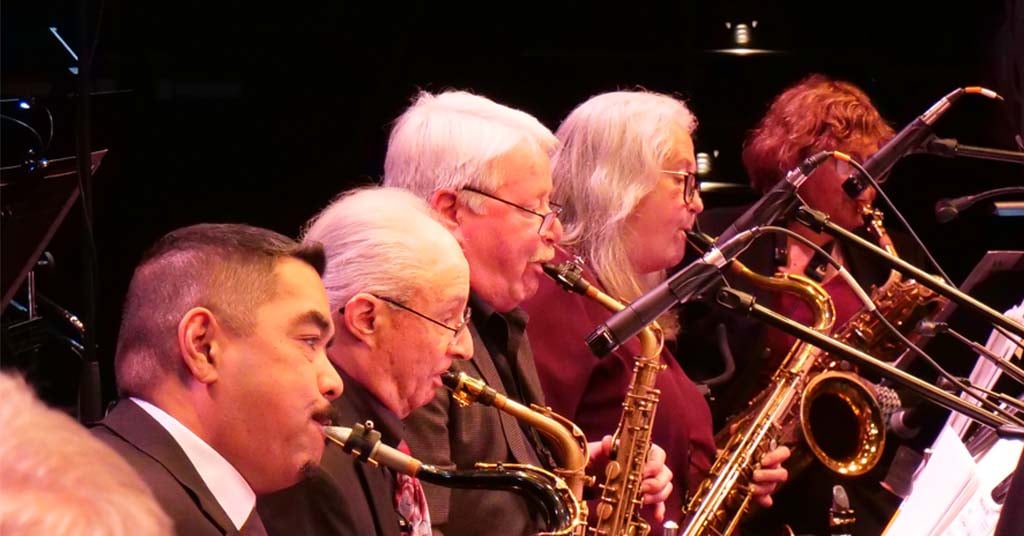 Nineteen Jazz Orchestra: TV & Movie Themes 1