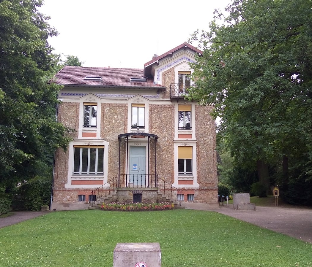 Conservatory Of Music 4