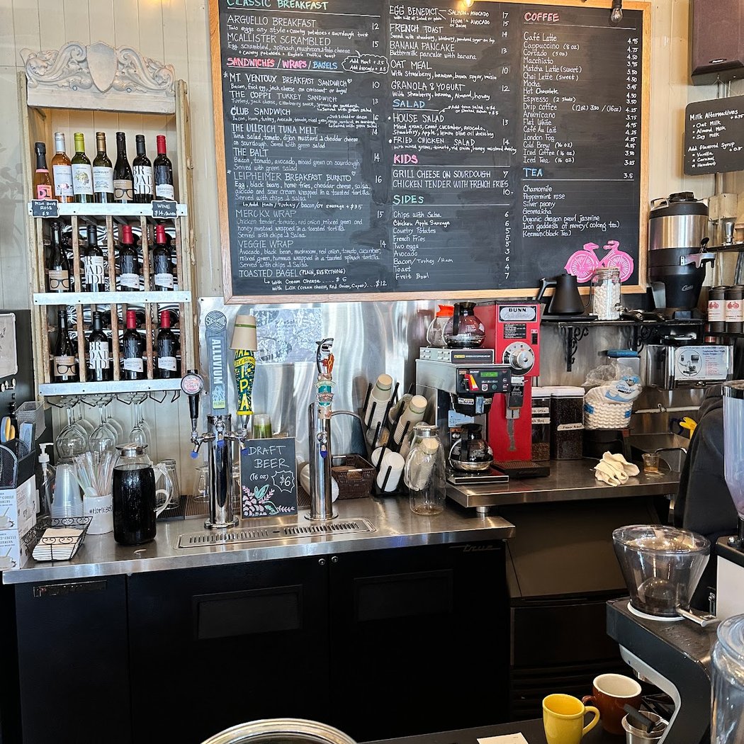 Velo Rouge Cafe 2