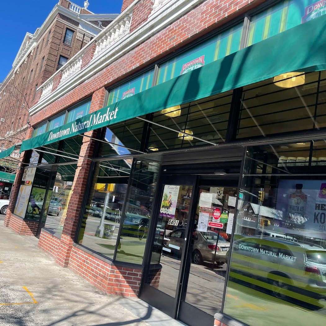 Downtown Natural Market 2