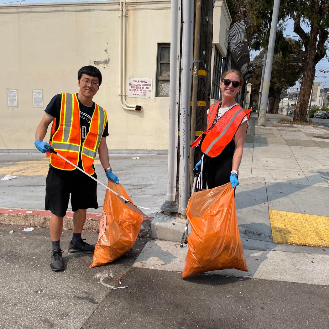 Bayview Happy Hour Cleanup - Volunteer Community Service 3