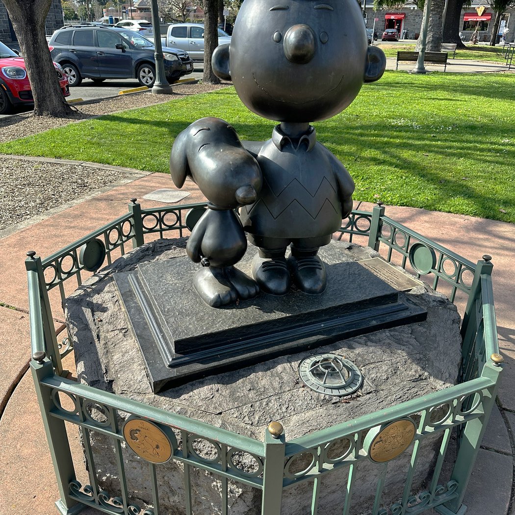 Snoopy and Charlie Brown Sculpture 3