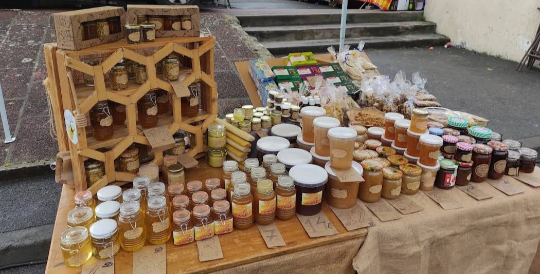 Marché Mont Mesly 1