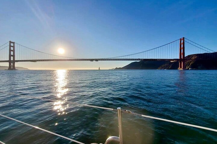 Golden Gate Bridge Sailing Tour 1
