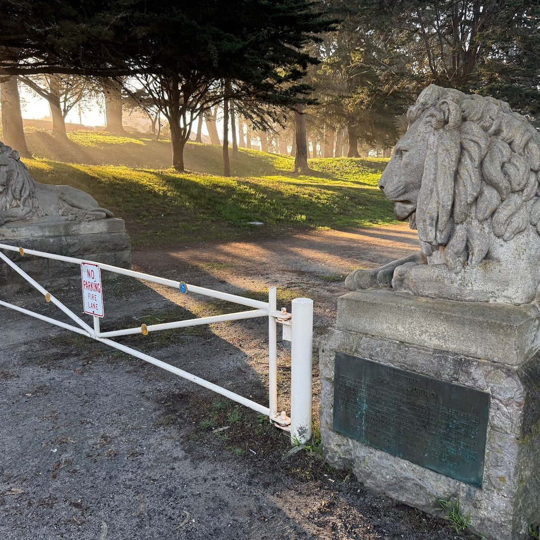 Sutro Heights Park (main entrance) 1